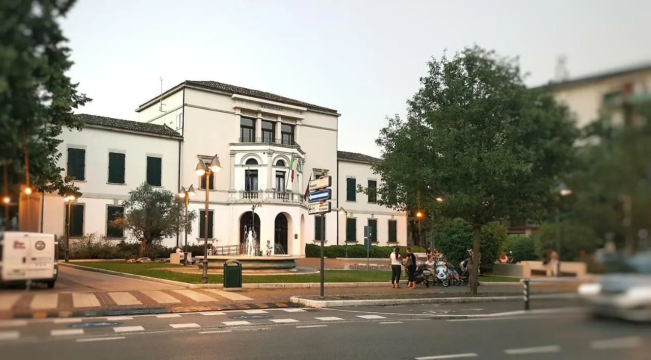 بيت للعطل فيلا Casa Del Vigneto مخرج سبينيا